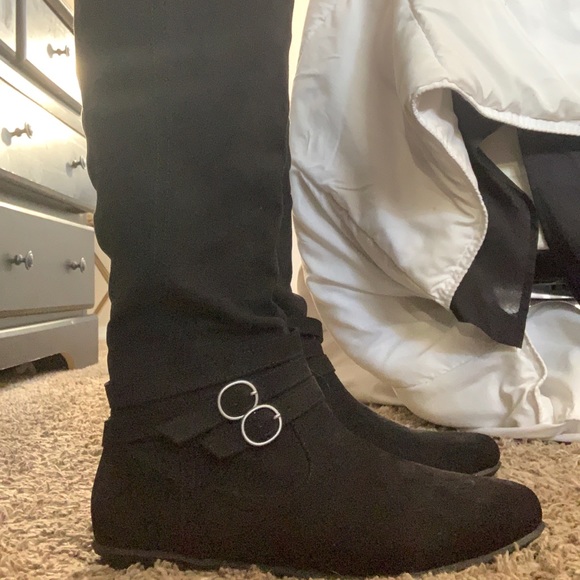 Boots - Picture 2 of 2